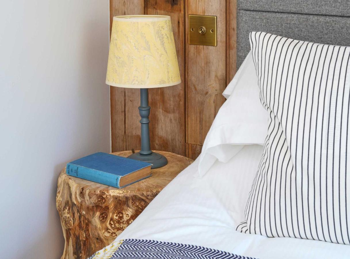Bird & Carter Fonthill Bed and Breakfast Fonthill Bishop Εξωτερικό φωτογραφία